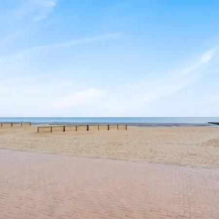 In Near The Sea, Cleaning Included * Koksijde