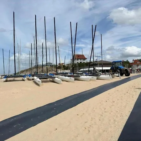 In Near The Sea, Cleaning Included Appartamento